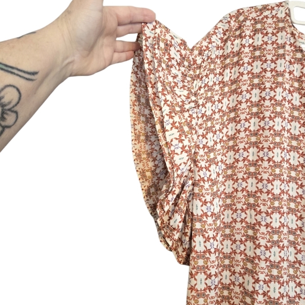 Anthropologie Grace Ruffled T Shirt Size Large in EUC - Picture 5 of 9